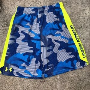 🩷Under Armor kids shorts